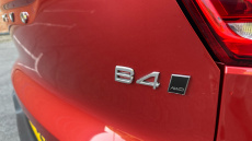 Volvo Xc40 2.0 B4P R DESIGN Pro 5dr AWD Auto Petrol Estate